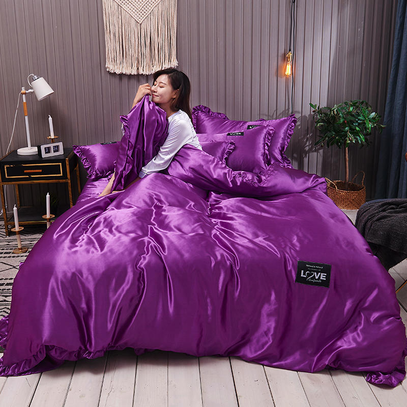 Zephyr – Luxe Washed Zijden Bedlinnen Set van Vier Stukken
