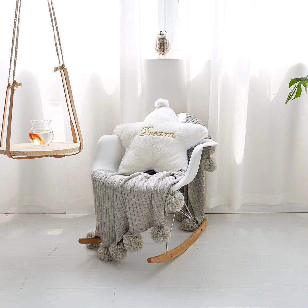 Alaric – Luxe Lumbar Kussen met Pluche