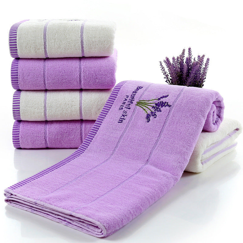 Lavinia – Luxe Lavendel Geurige Badhanddoek van Katoen
