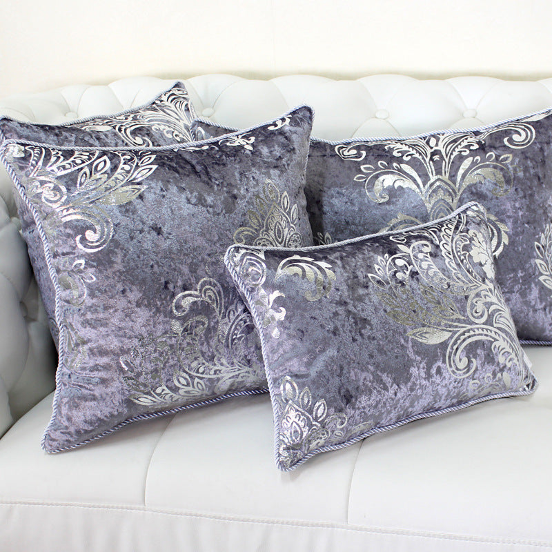 Celestine – Luxe Fluwelen Kussenhoes in Zilver