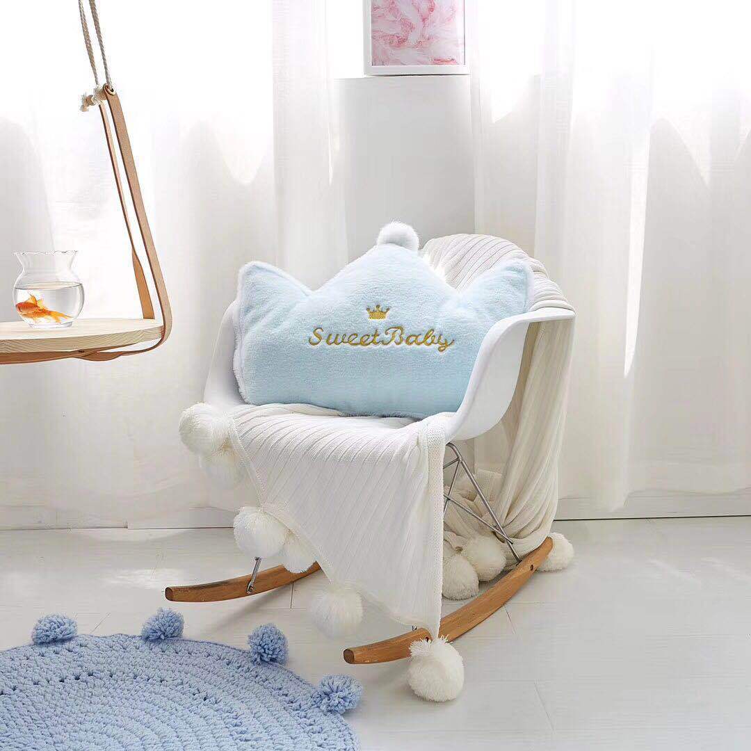 Alaric – Luxe Lumbar Kussen met Pluche