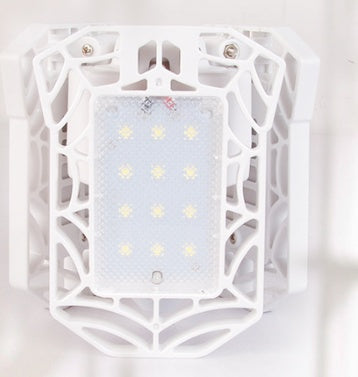 Aurelia – Verstelbare Garage Lamp met Radar en Hoge Intensiteit