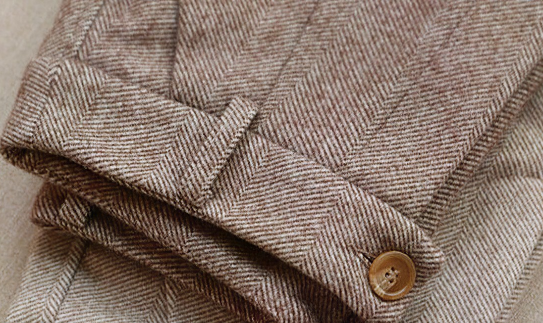 Women's Elegant Classic Straight-Leg Trousers for Work and Formal Occasions