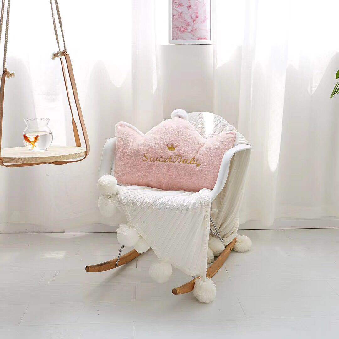 Alaric – Luxe Lumbar Kussen met Pluche