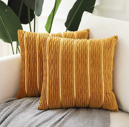 Elysia – Luxe Gestreepte Fluwelen Kussenhoes voor Sofa
