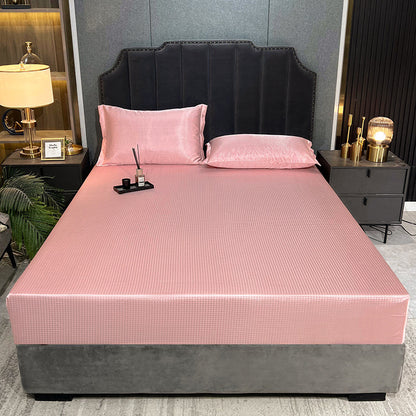 Vivienne – Luxe IJszijde Jacquard Hoeslaken Set van Drie Stukken