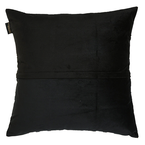 Lysandra – Modern Minimalistische Rugkussen