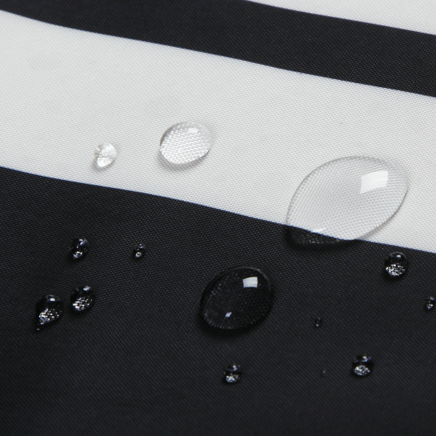 Sienna – Waterdichte Douchegordijn van Spring Spun Polyester
