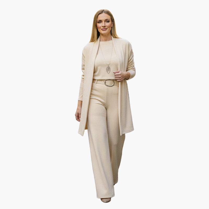 Women's Elegant Three-Piece Suit Set – Classic Style for Business and Everyday Wear