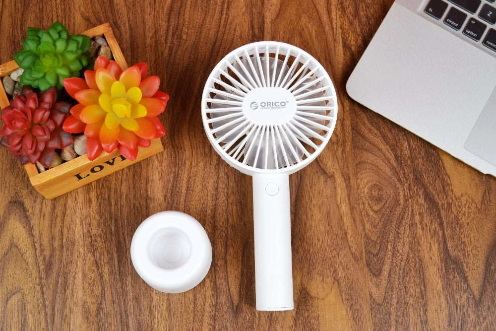 Zephyr – Draagbare USB Ventilator met Oplaadbare Batterij en Stil Ontwerp