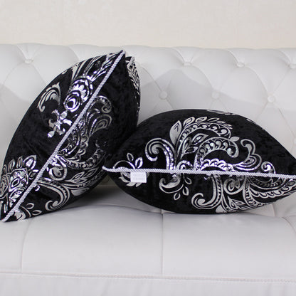 Celestine – Luxe Fluwelen Kussenhoes in Zilver