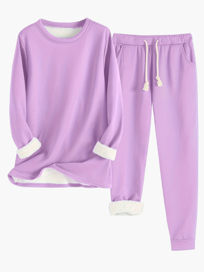 Women's Cozy Relaxed Lounge Set – Two Piece Outfit for Home & Leisure