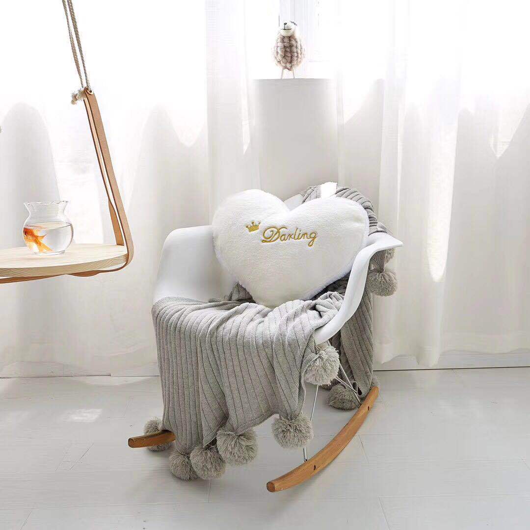 Alaric – Luxe Lumbar Kussen met Pluche