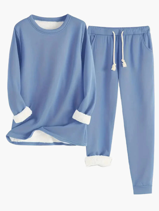 Women's Cozy Relaxed Lounge Set – Two Piece Outfit for Home & Leisure