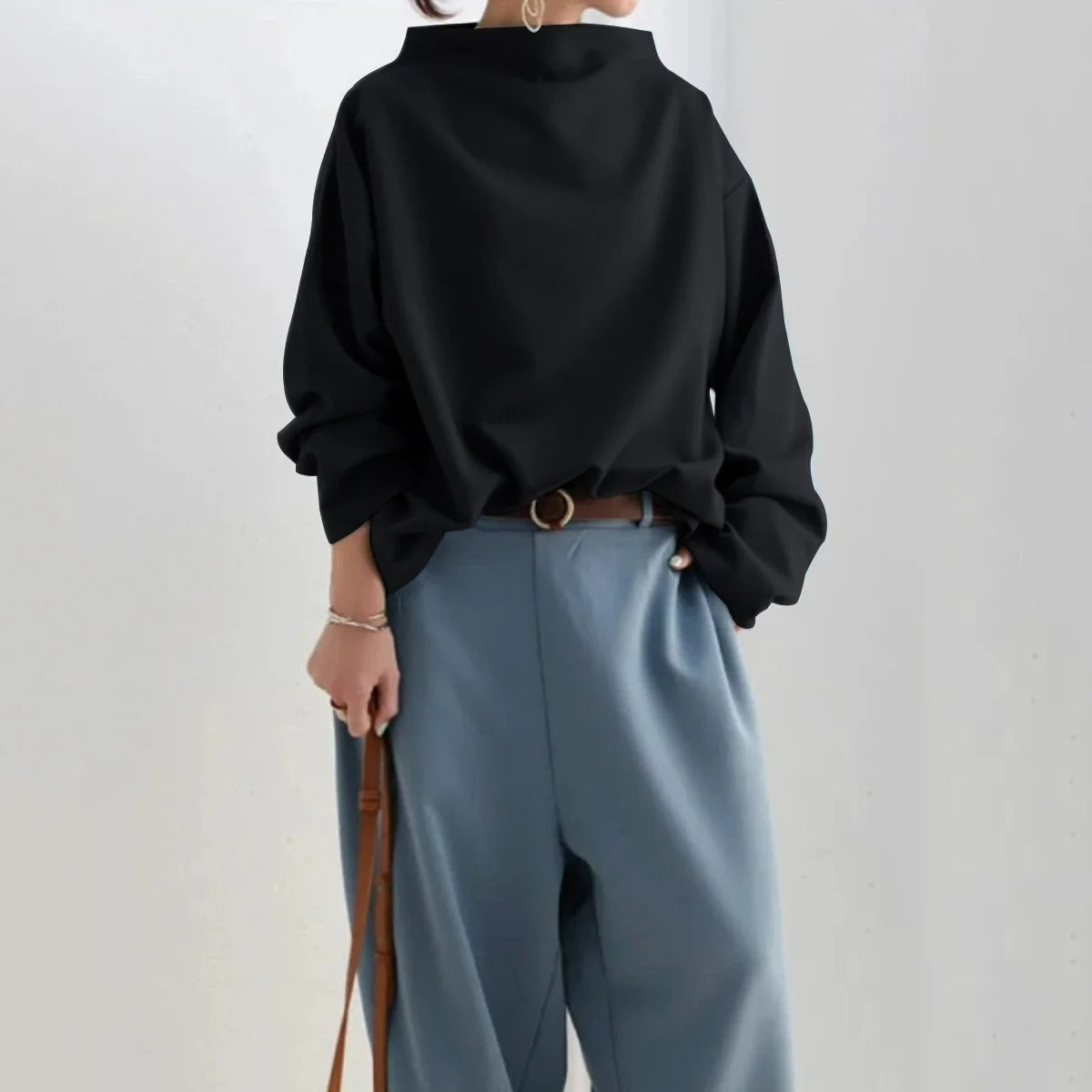Women's Oversized Casual Long Sleeve Pullover Sweater, Modern Loose Fit, Everyday Style