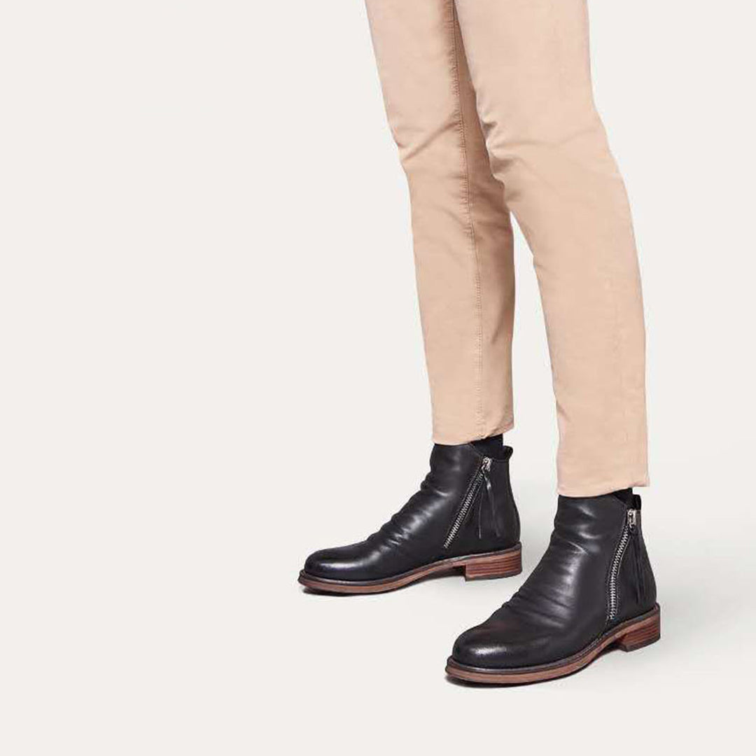 Men's Classic Ankle Boots with Side Zip – Sleek Modern Everyday Style