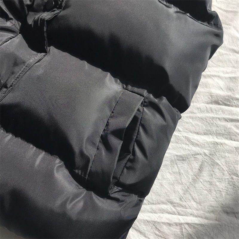 Women's Stylish Padded Outdoor Vest – Windproof & Warm Casual Layer