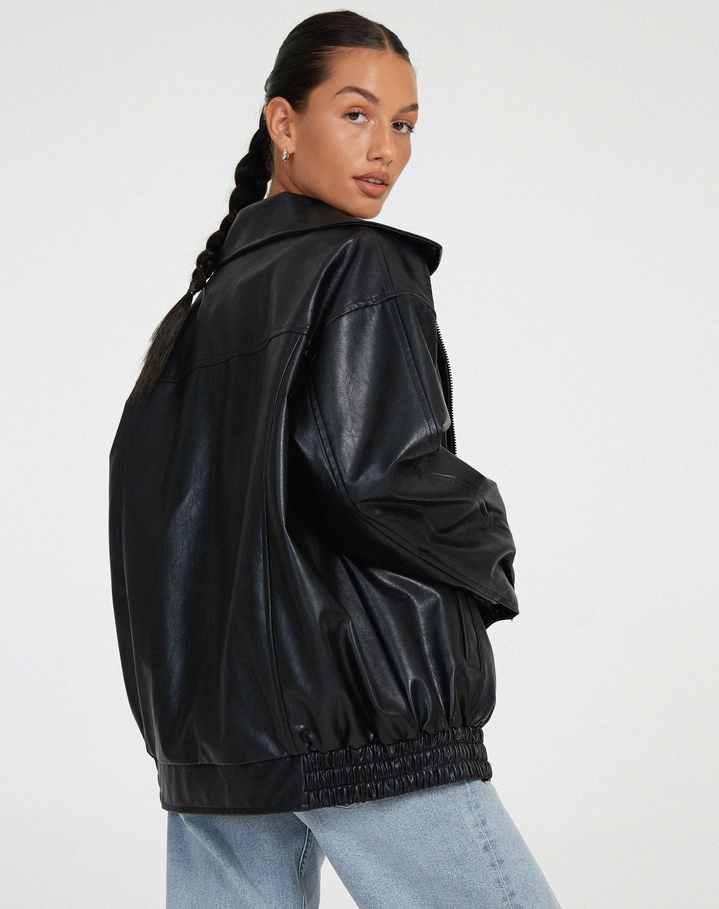 Women's Oversized Bomber Jacket – Trendy Relaxed Fit for Everyday and Night Out Style