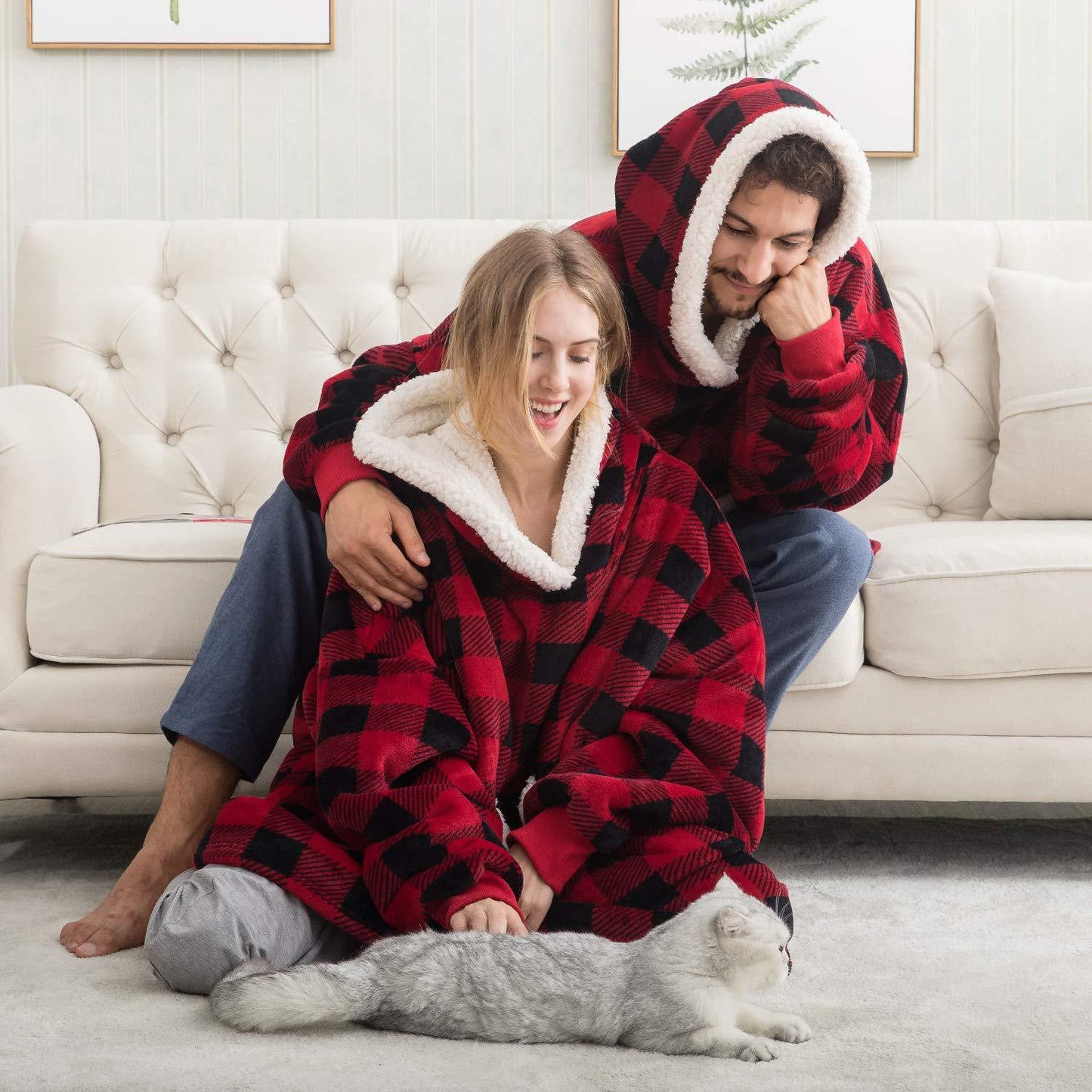 Women's Cozy Oversized Hoodie Blanket for Lounging and Relaxation