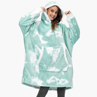 Women's Cozy Oversized Hoodie Blanket for Lounging and Relaxation
