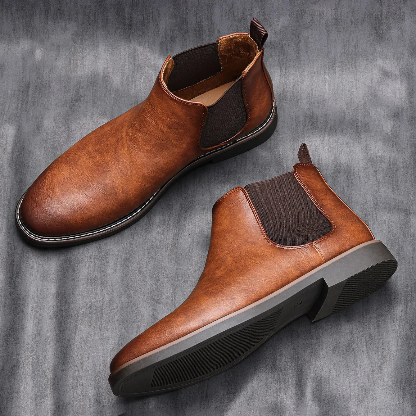 Men's Classic Chelsea Boots for Modern Versatility and Style