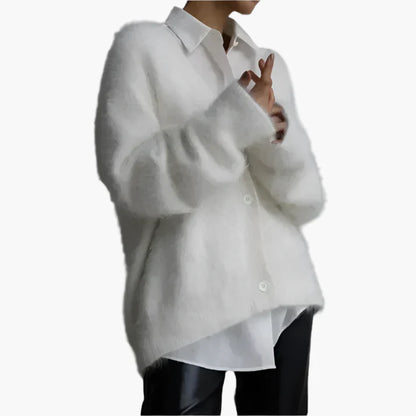 Women's Oversized Fuzzy Cardigan Sweater – Elegant Relaxed Fit for Everyday Comfort and Style