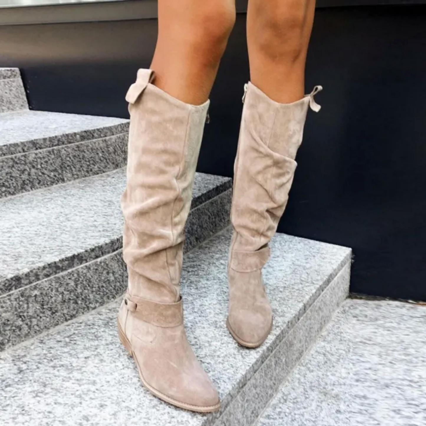 Women's Timeless Knee-High Fashion Boots for Everyday Comfort and Style