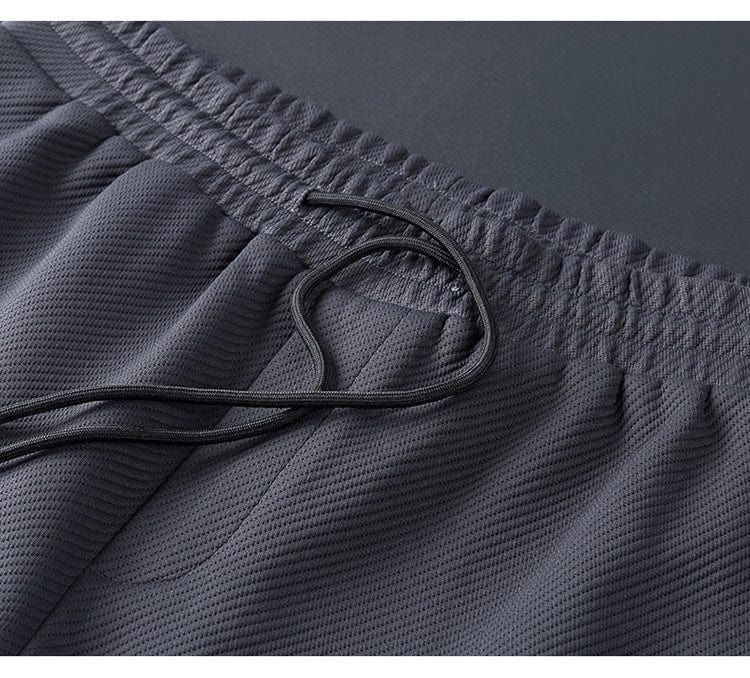 Men's Athletic Tracksuit Set Sporty Zip-Up Jacket and Jogger Pants for Active and Casual Wear