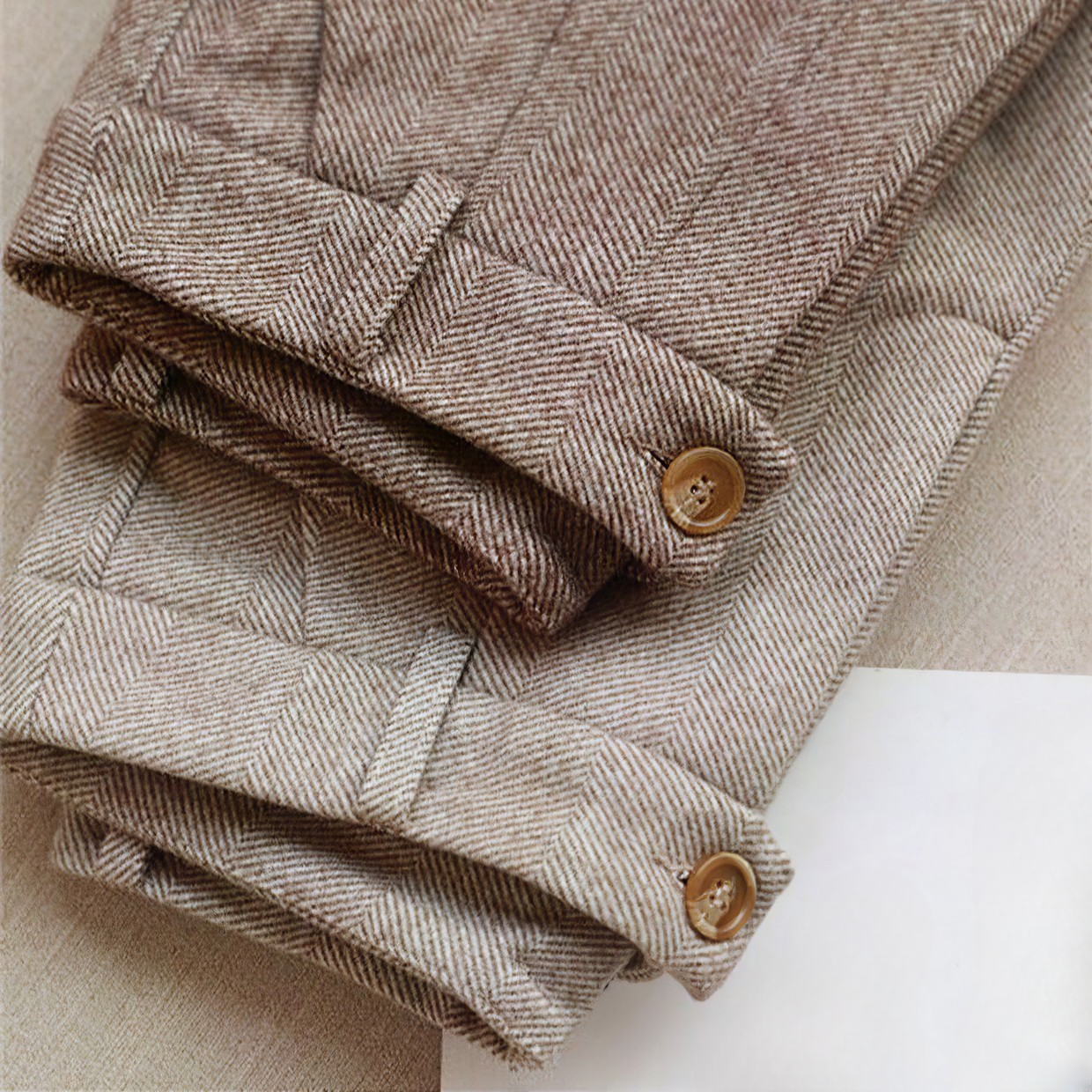 Women's Elegant Classic Straight-Leg Trousers for Work and Formal Occasions