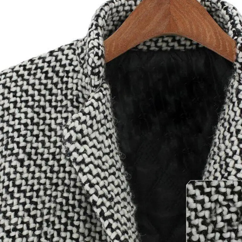 Women's Classic Mid-Length Houndstooth Coat - Elegant Buttoned Overcoat for Fall and Winter