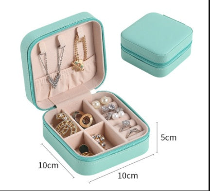 Theodosia – Creatieve Reiskoffer voor Sieraden