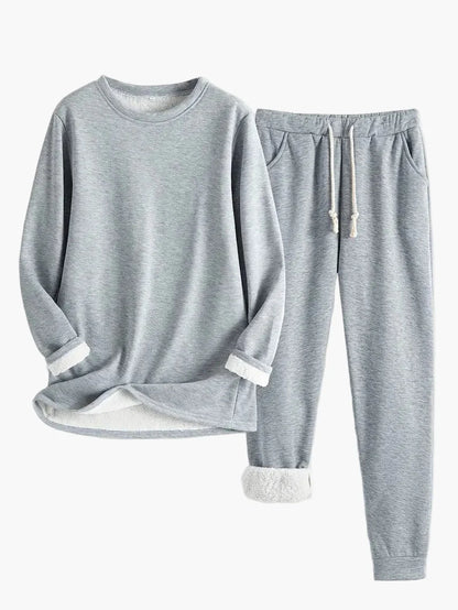 Women's Cozy Relaxed Lounge Set – Two Piece Outfit for Home & Leisure