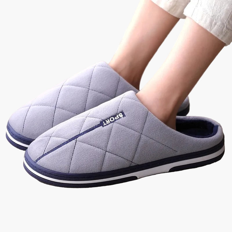 Men's Cozy Quilted Indoor Slippers with Thick Sole – Fashionable House Shoes for Winter Comfort