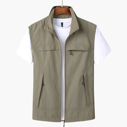Men's Modern Versatile Casual Vest for Layering and Outdoor Style